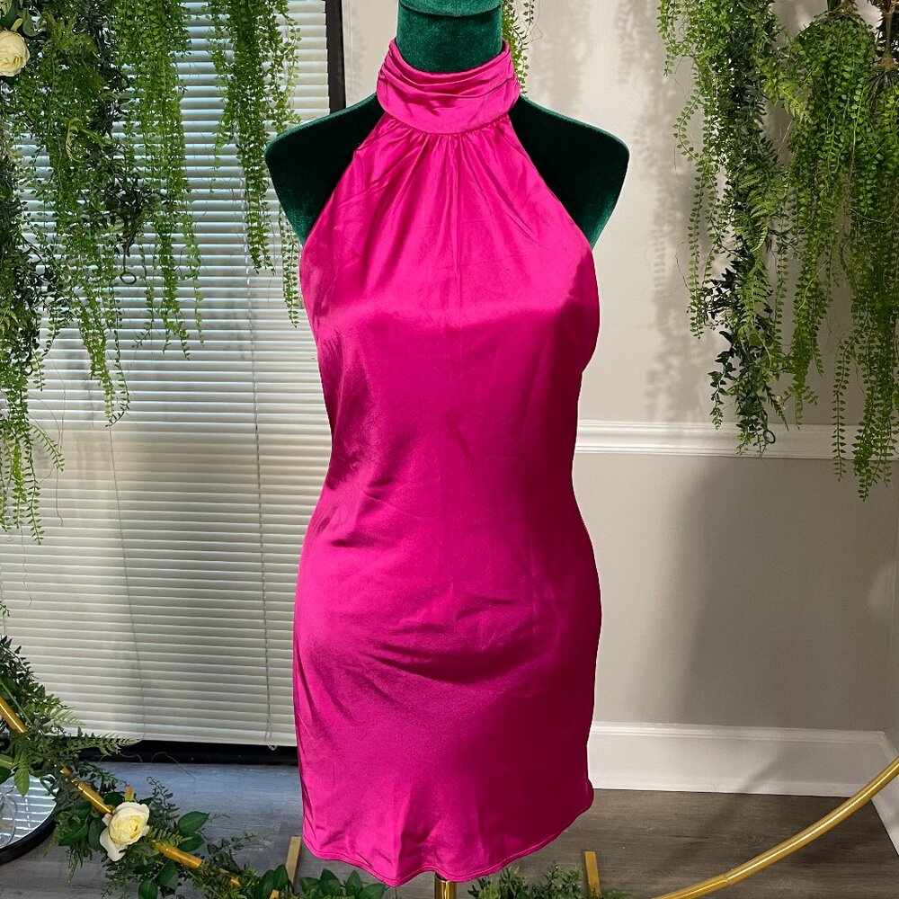 Lovers + Friends | HAYES SHORT DRESS in Magenta